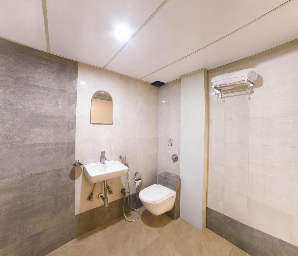 Grandeur-near International Airport Hotel Mumbai